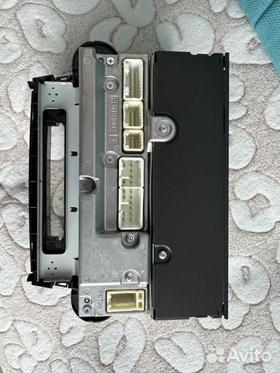 Штатная магнитола toyota