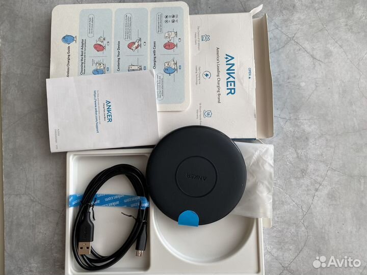 Беспроводная зарядка Anker PowerWave Pad