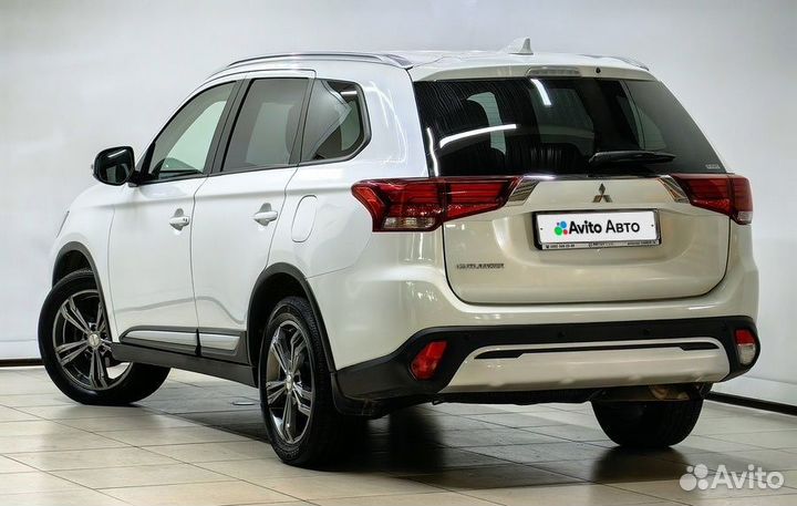 Mitsubishi Outlander 2.0 CVT, 2020, 70 944 км