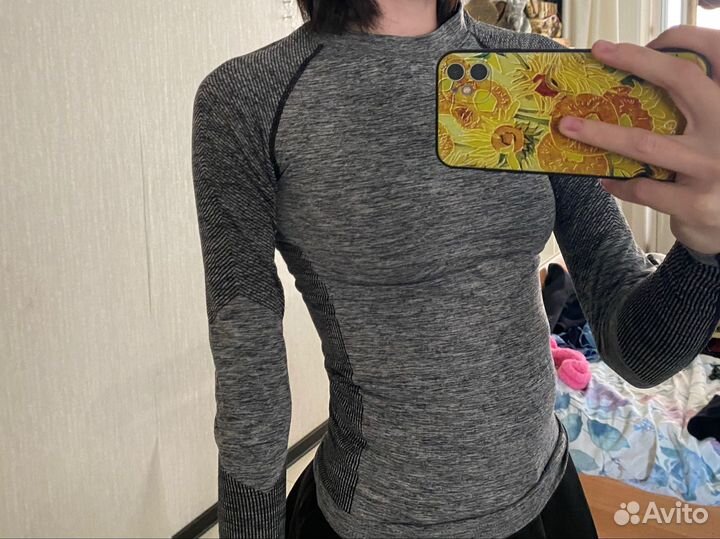 Лонгслив спортивный