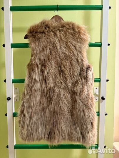 Жилетка меховая женская 42 44