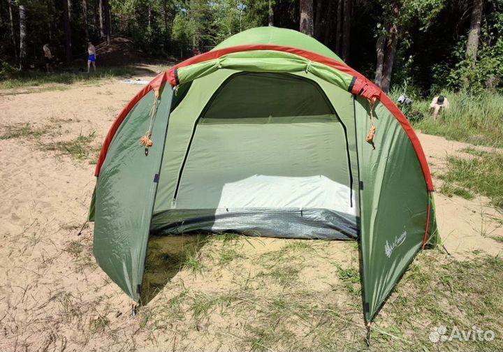 Палатка 3 х местная с тамбуром