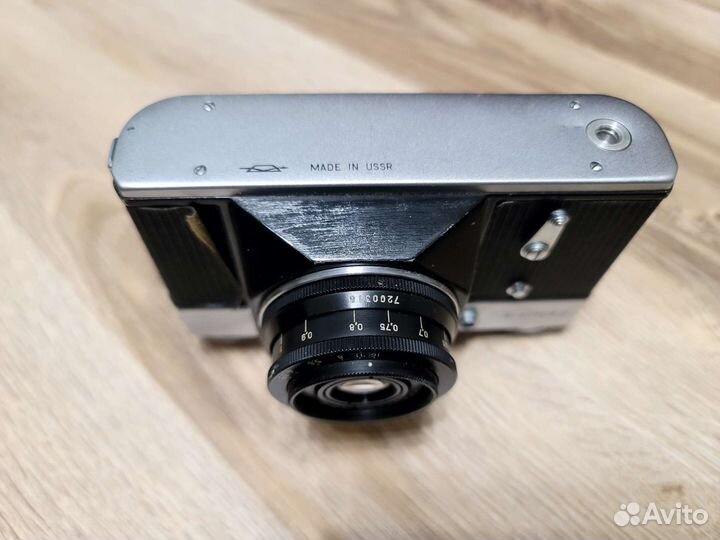 Плёночный фотоаппарат Зенит