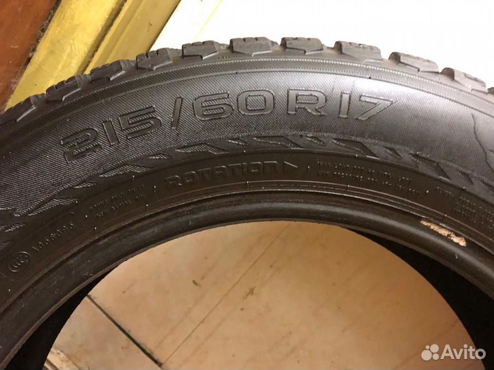 Nokian Tyres Hakkapeliitta 9 SUV 215/60 R17