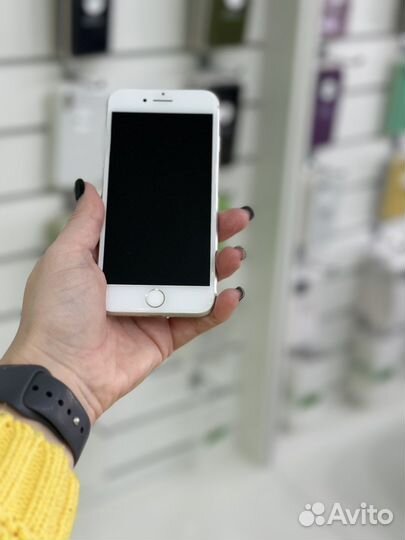 iPhone 8/оригинал