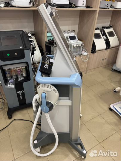 Аппарат emsculpt для прокачки мышц