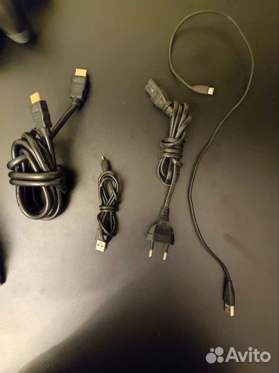 Sony PS4+3 игры(FIFA19,minecraft,FIFA16)