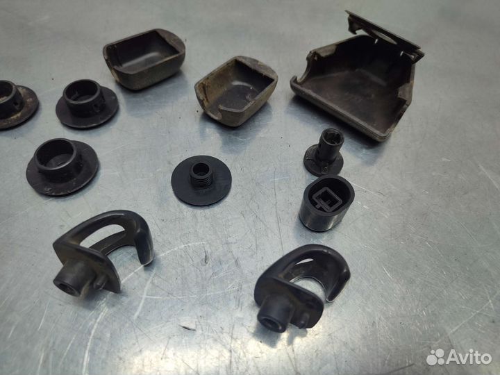 Клипсы комплект Mitsubishi Eclipse 1G 1992 г.в