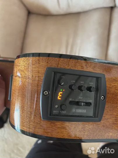 Электроакустическая гитара Yamaha FGX800C Массив