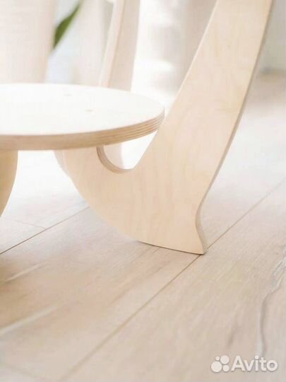 Деревянный стол дачный