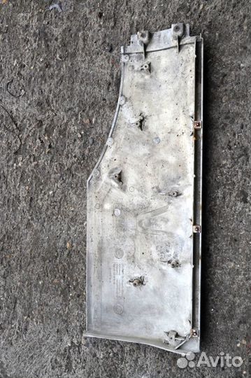 Вставка между кабиной и крылом (локер), задняя пра