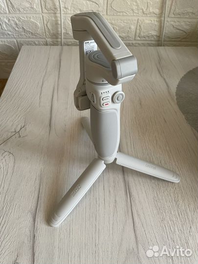 Стабилизатор для смартфона Zhiyun Smooth-Q4 Combo