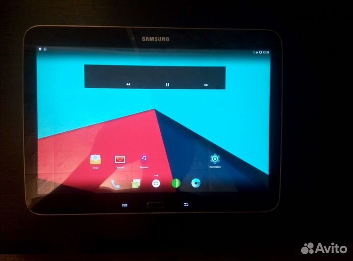 Планшет Samsung Tab 3 P 5200