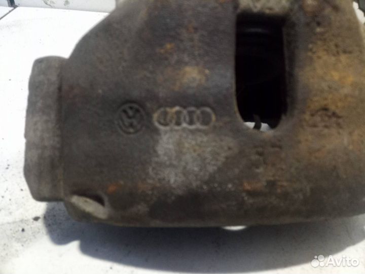 Суппорт тормозной передний правый Audi A6