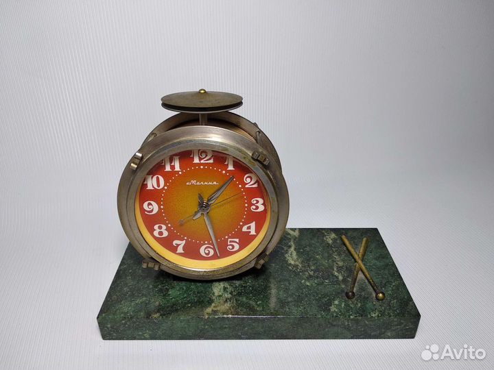 Часы настольные СССР