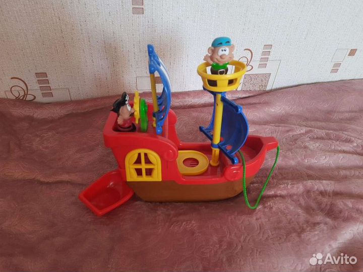 Игрушка пиратский Корабль