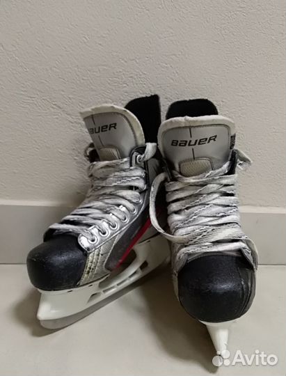 Коньки хоккейные Бауер / Bauer Vapor X2.0 Jr. 4 EE