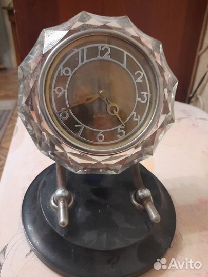 Часы настольные ссср,маяк