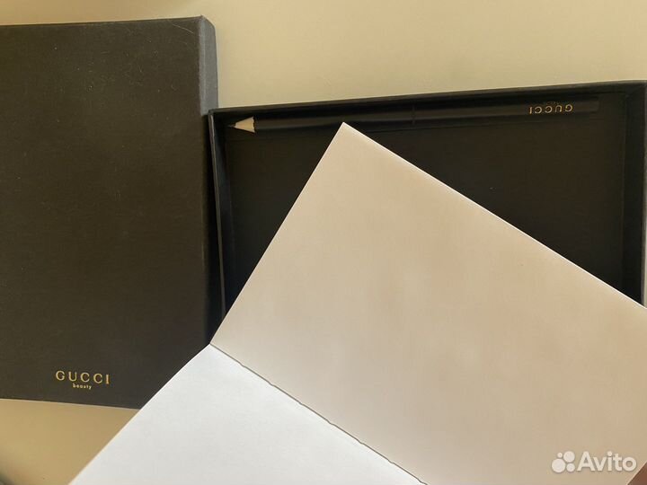 Блокнот и карандаш Gucci