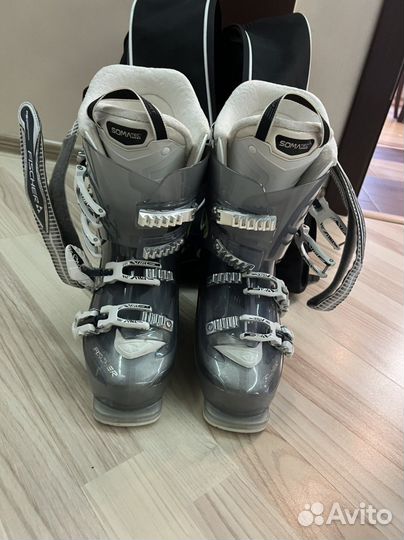 Горнолыжные ботинки fisher