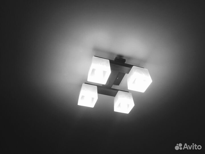 Люстра новая светильник z4 кв венге е27