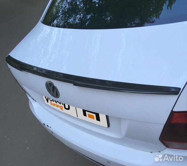 Спойлер лезвие на багажник VW Polo 5 Sedan