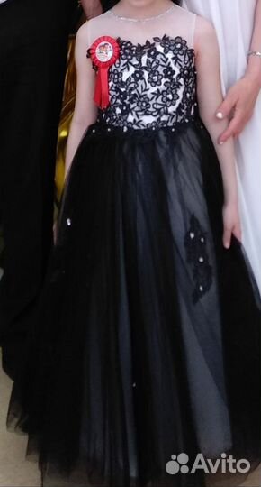Платье праздничное 134-140
