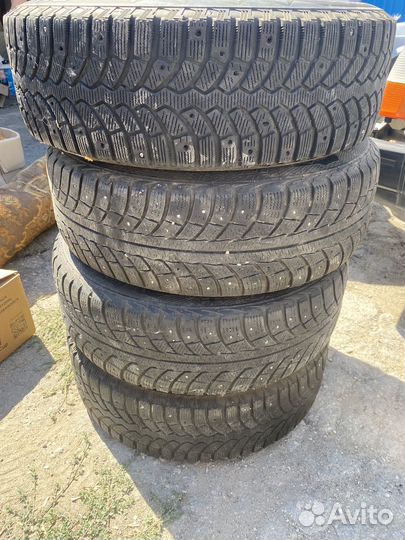 Диски с зимней резиной r15