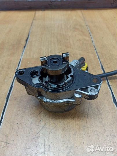 Вакуумный насос тормозной системы Opel Combo