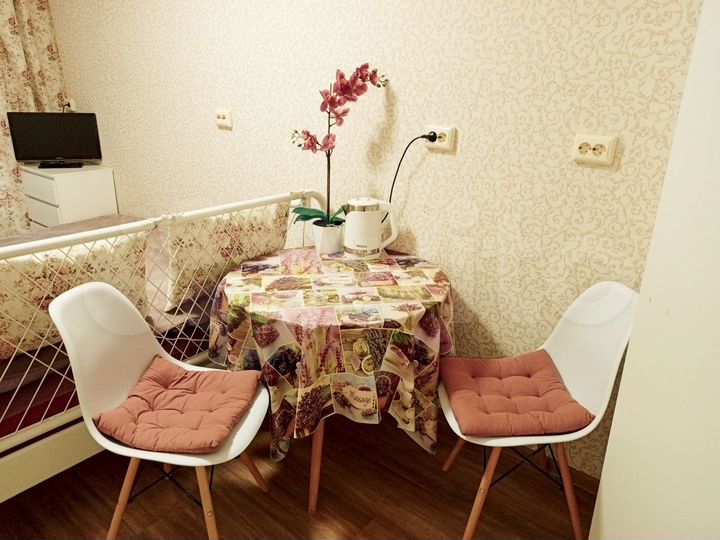 Комната 11 м² в 6-к., 1/5 эт.