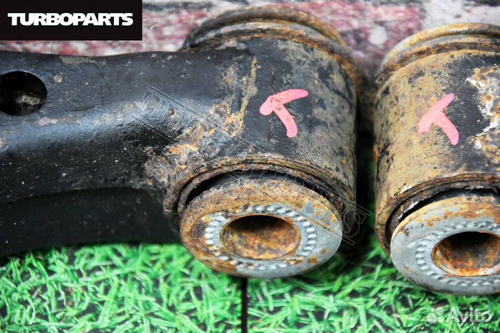 Рычаги нижние передние Toyota Land Cruiser Prado