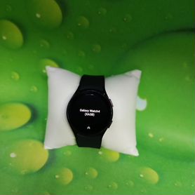 Смарт-часы Galaxy Watch 4