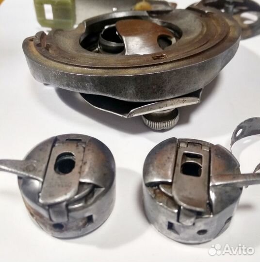 Челнок и з/ч для швейной машины