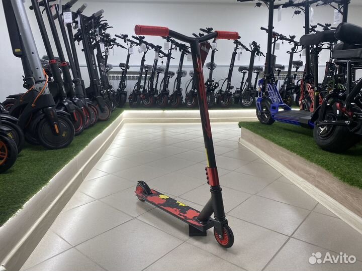 Трюковой самокат