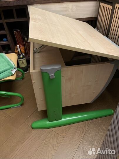 Растущая парта и стул бу