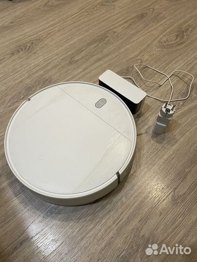 Робот пылесос Xiaomi mjstj1