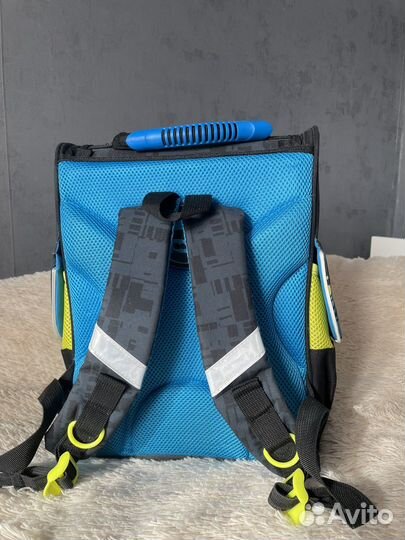 Школьный рюкзак