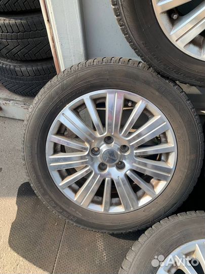 Комплект колёс Nissan диски Enkei R17