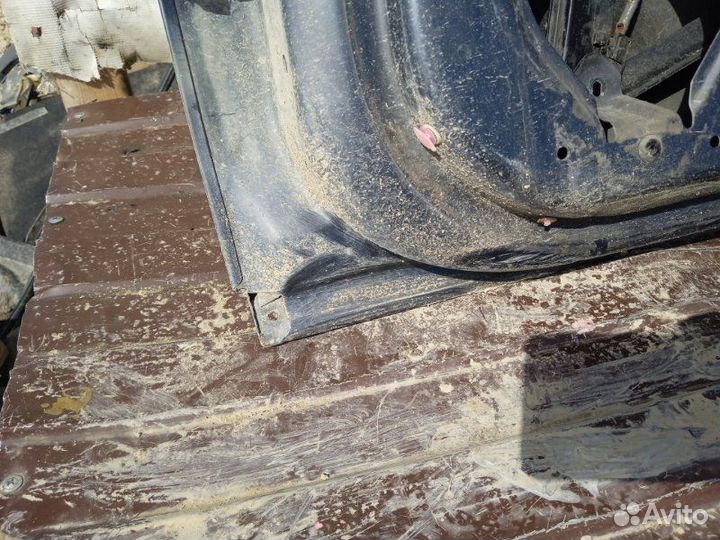 Дверь Audi A4 B6 2000 перед. прав. (б/у)