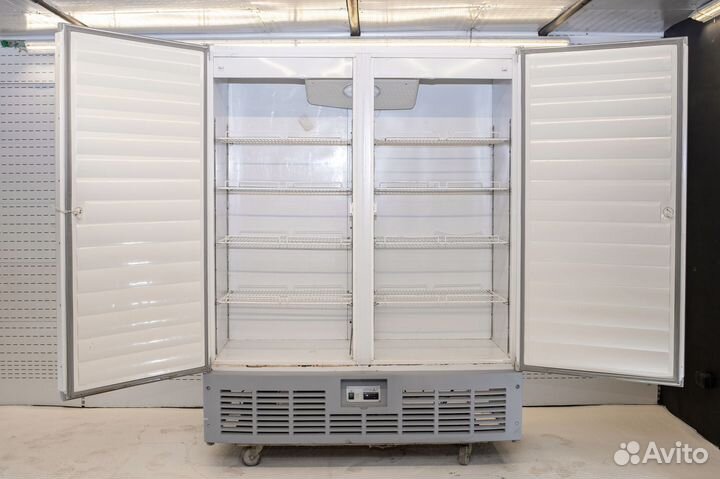 Холодильный шкаф Ариада