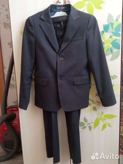 Школьный костюм для мальчика серый 146