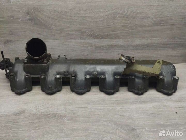 Впускной коллектор Mercedes OM457
