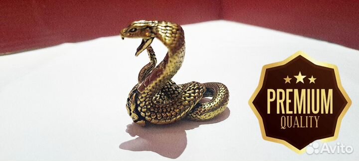 Бронзовая статуэтка 