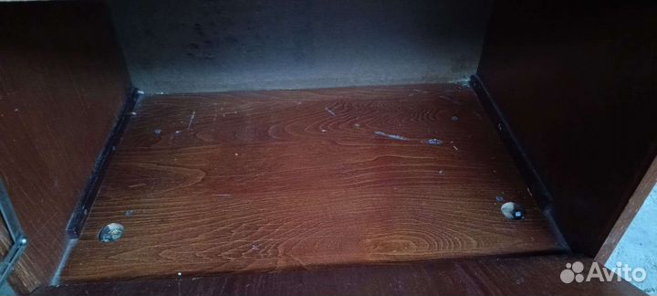 Тумба (под телевизор, прикроватная)