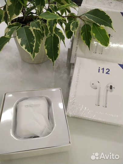 Беспроводные наушники TWS i12