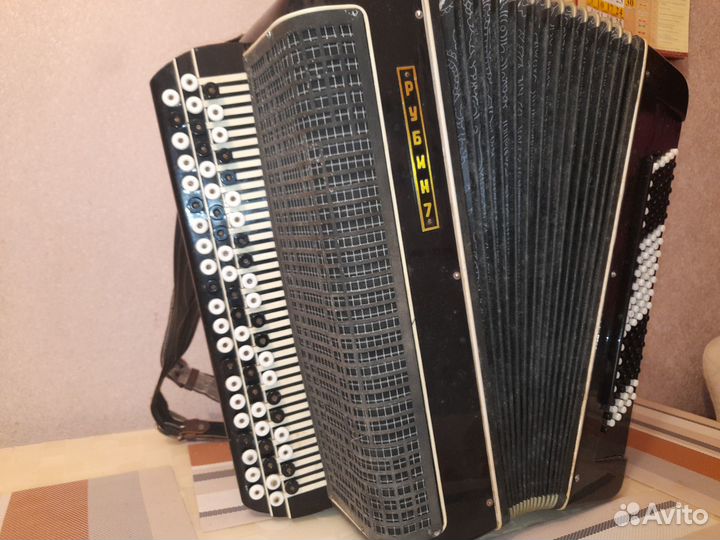 Баян Рубин 7