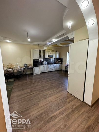 Дом 120 м² на участке 8 сот.