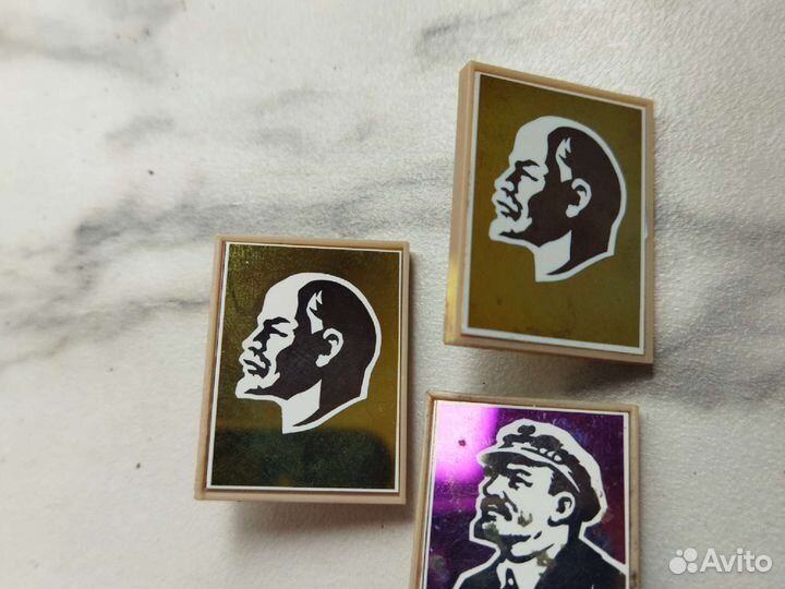 Значки Ленин