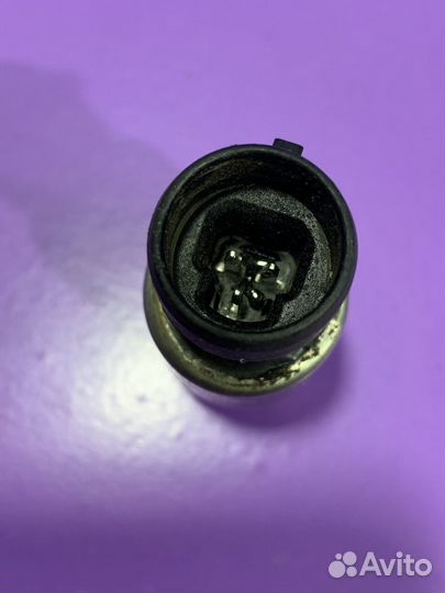 Датчик кондиционера хладагента Nissan almera G15