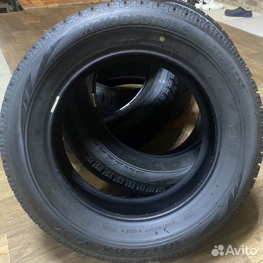 Bridgestone Blizzak VRX 225/60 R17